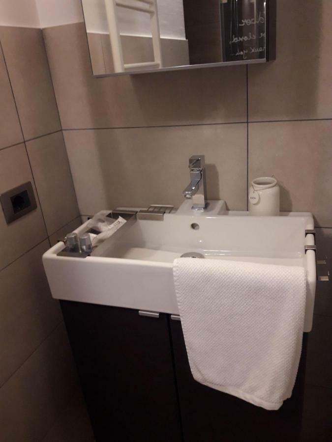 La Stanza A Parte Hotel Napoli Ngoại thất bức ảnh